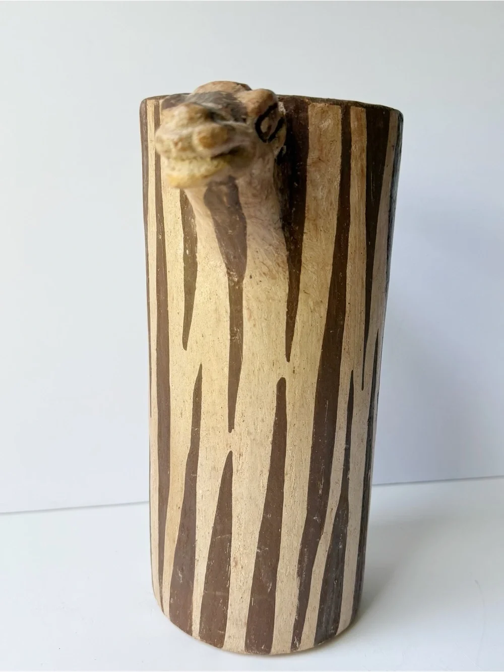 Vintage African Safari Animal Okapia Bongo Double Head Striped Pottery Vase - Picture 4 of 15